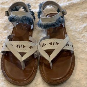 Toms size 7 1/2 white with denim blue sandals